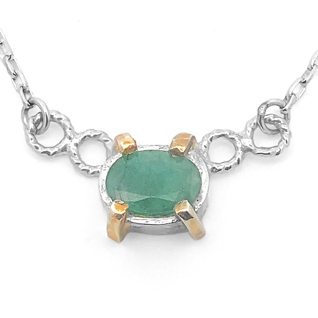 Emerald Prongs Necklace