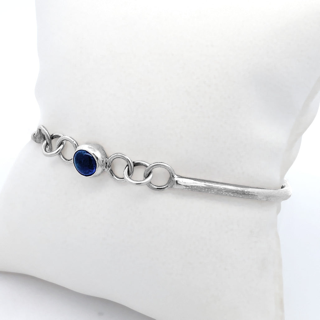 Flow-Fit Iolite Bracelet