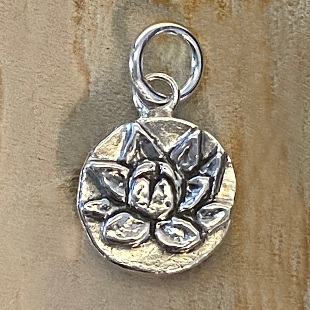 July │Lotus Charm